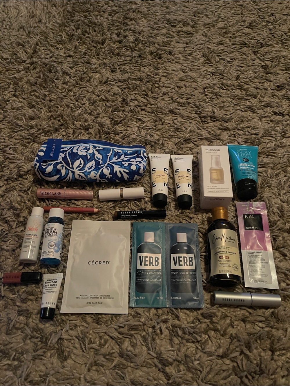 MAKEUP BUNDLE NEW!!